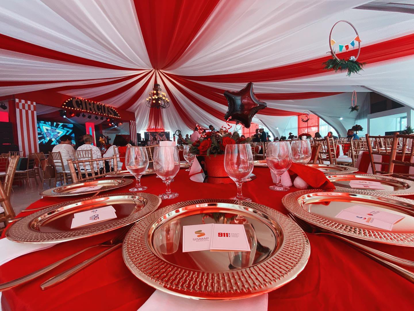 Corporativo navideño 2